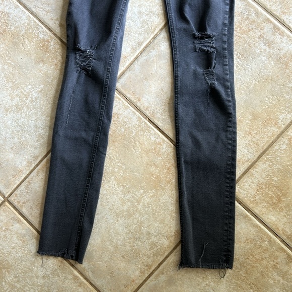 Rag & Bone High Rise Skinny Distressed Black Jeans Women's size 27 - Picture 4 of 9